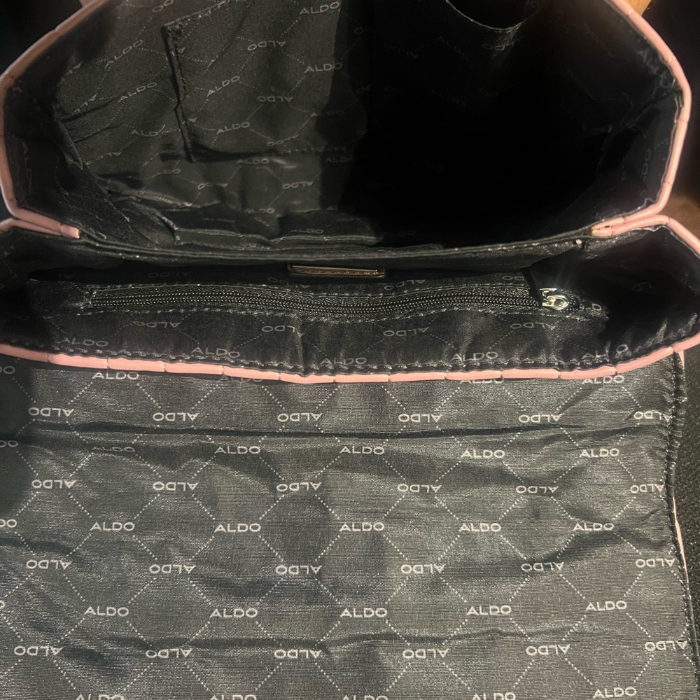Lavender Quilted Aldo Crossbody Bag - Picture 6 of 6